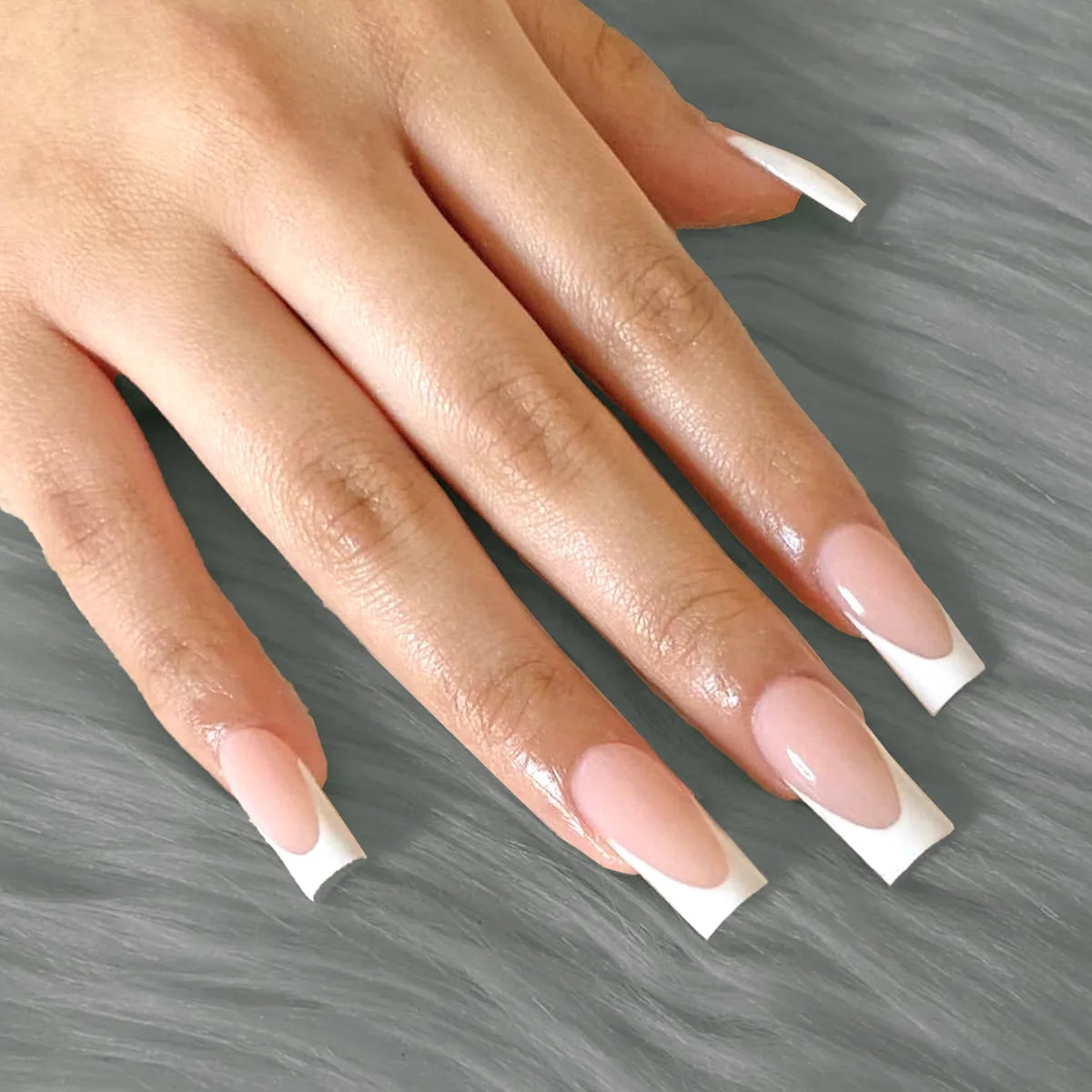 24Pcs/Set Short Square Fake Nails for Women Cute White French Tips Y2K Press on False Nail Supplies