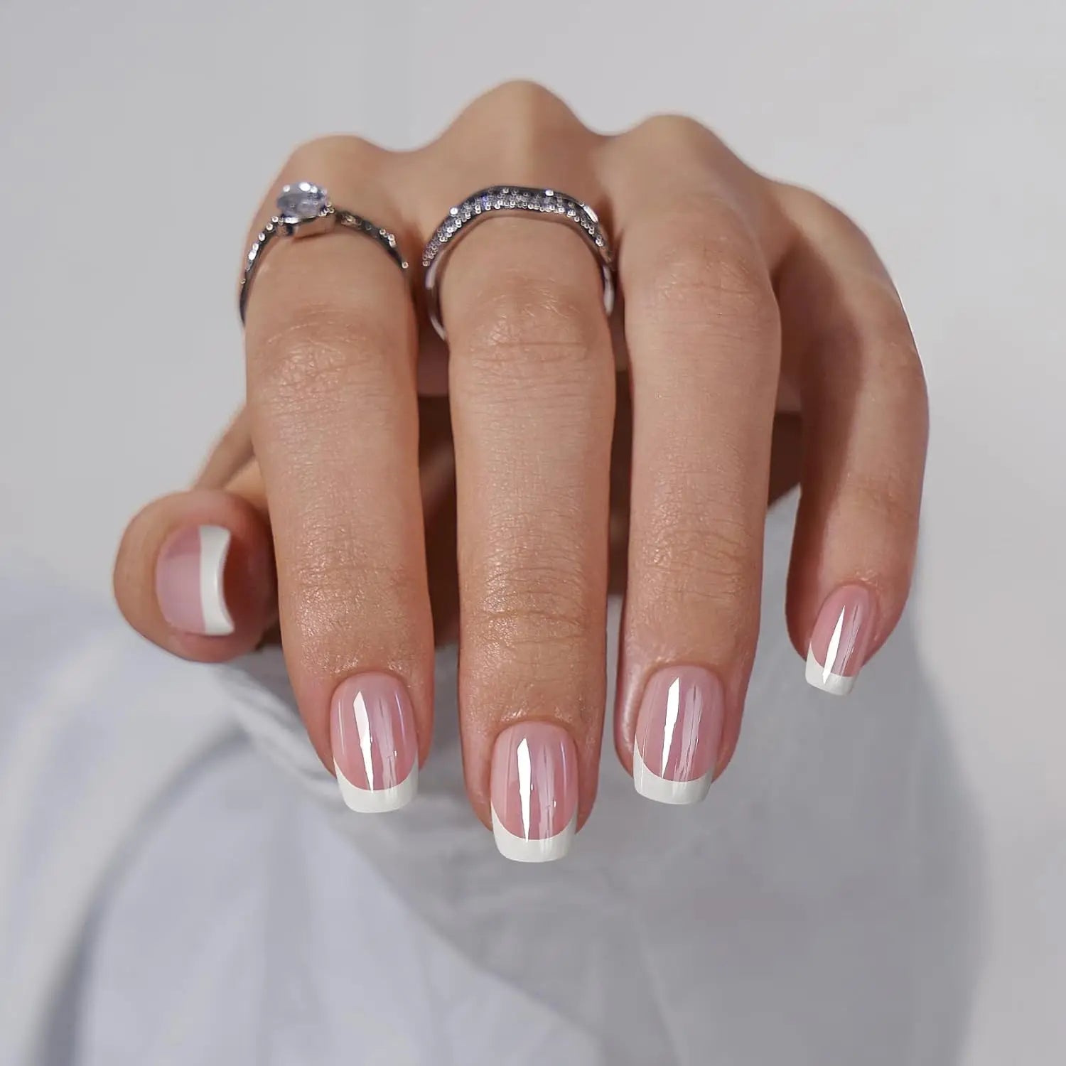 24Pcs/Set Short Square Fake Nails for Women Cute White French Tips Y2K Press on False Nail Supplies